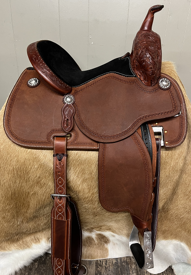 14"  Chesnut Stingray with Full Black Seat by Martin Saddlery